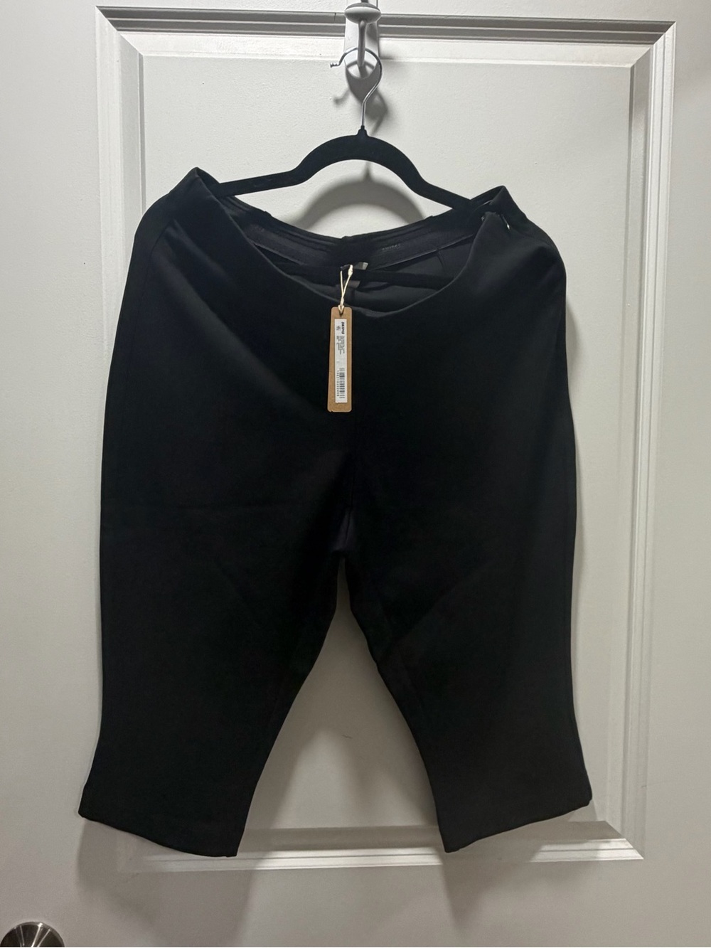Skims The Essential Pants High Waist Capri - Obsidian (Black) size XL NWT! - Picture 3 of 3